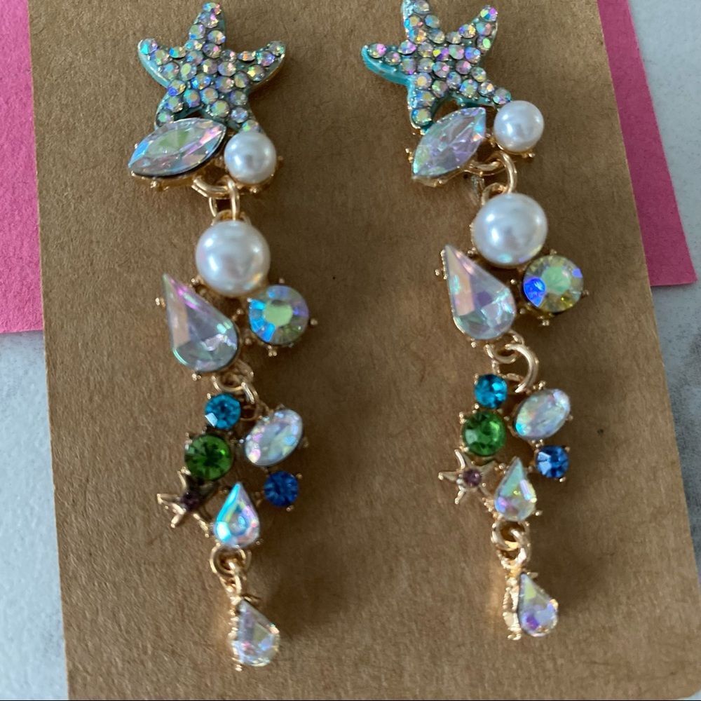 2/$30 Starfish Dangle Earrings - Picture 2 of 3